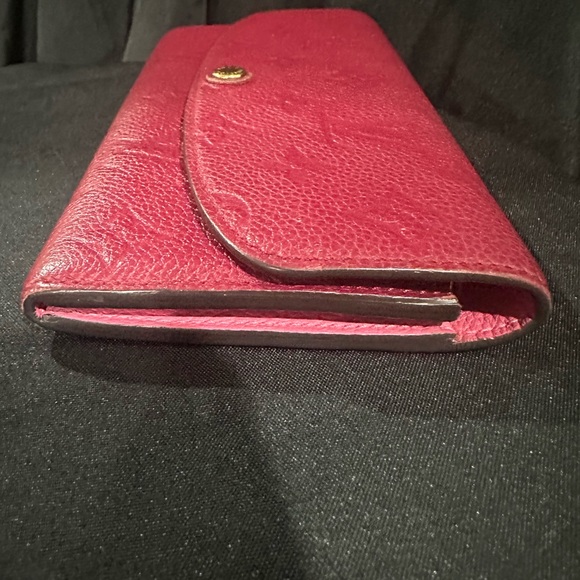 Louis Vuitton red EMPREINTE Sarah Wallet - pre loved -100% authentic - Picture 6 of 9